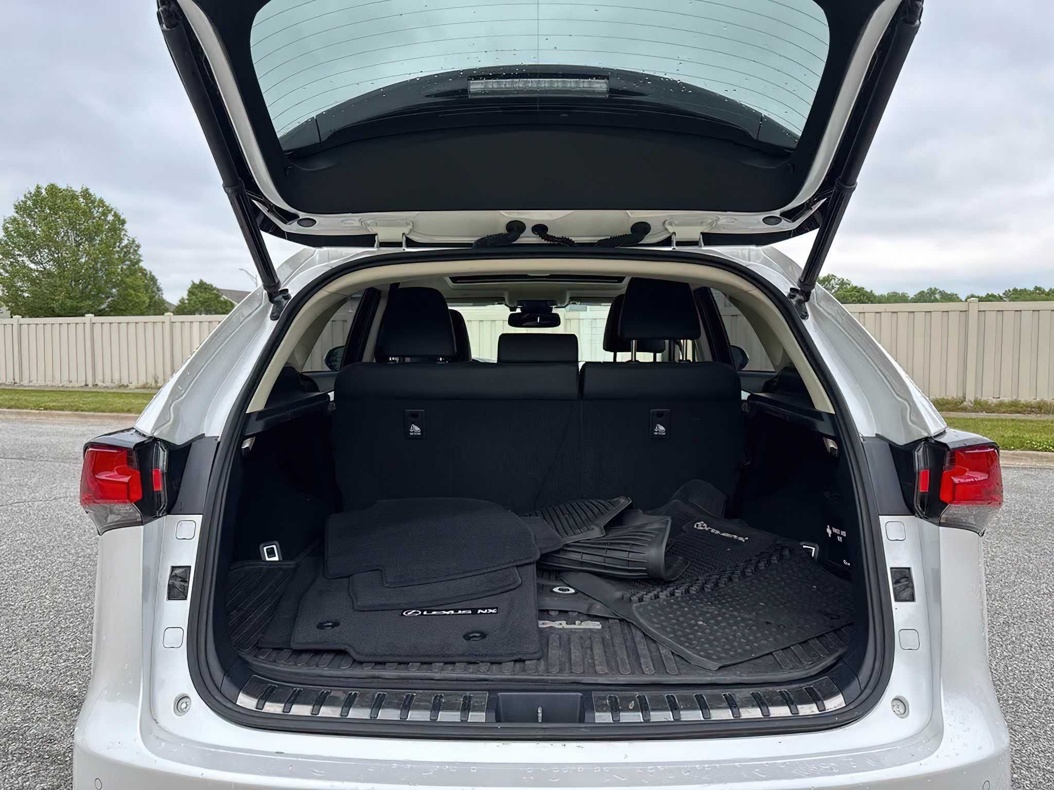 Lexus NX 300h 2019