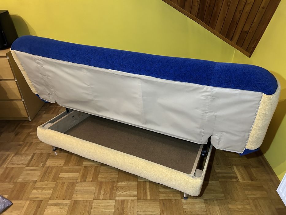 Zestaw wypoczynkowy wersalka rozkładana dwa bardzo wygodne fotele