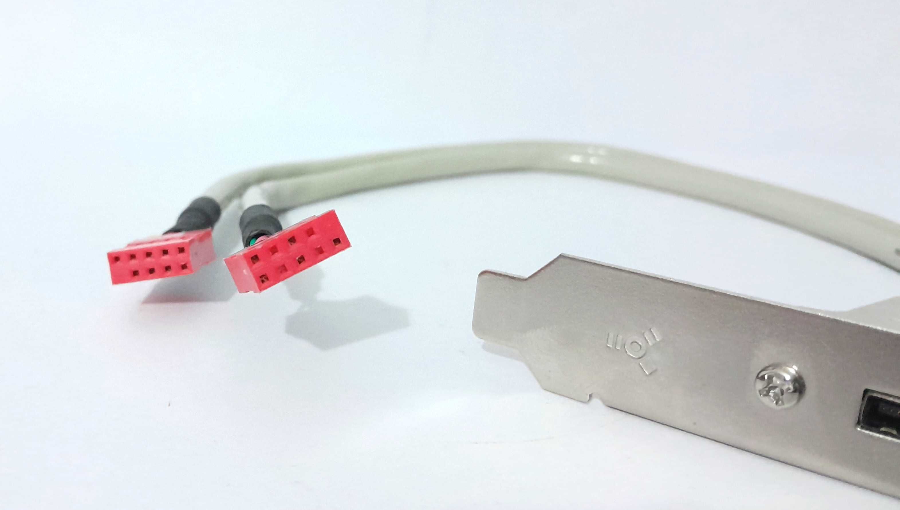 Porta Firewire com mini-firewire (usada)