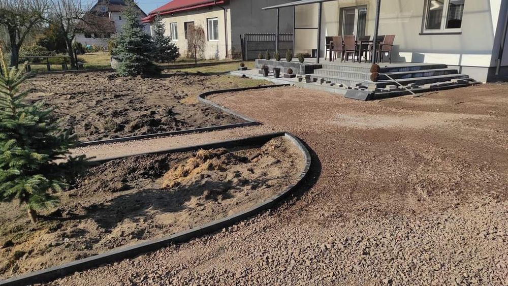 Utwardzanie terenu minikoparka KoparkoŁadowarka Suchy beton piach