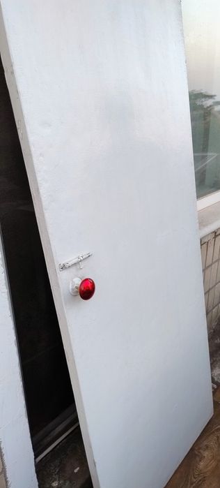 Продаю міжкімнатні двері б/у