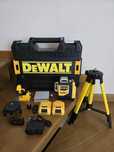 Лазерний рівень DEWALT 4D 16 ліній
