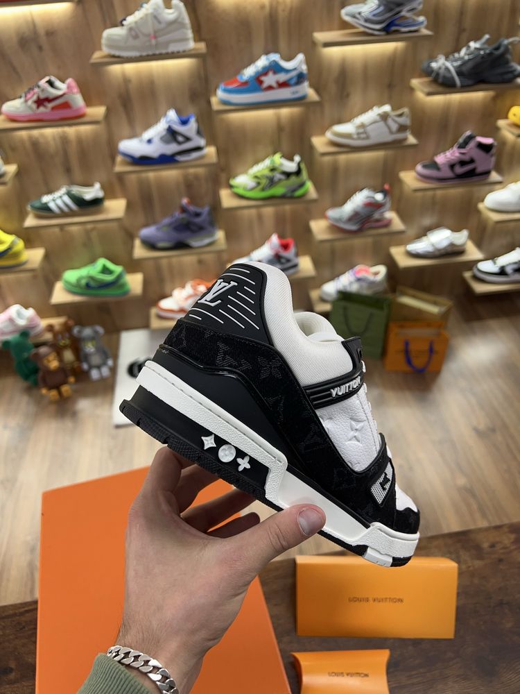 Кросівки Louis Vuitton Trainer LV Monogram Black / White