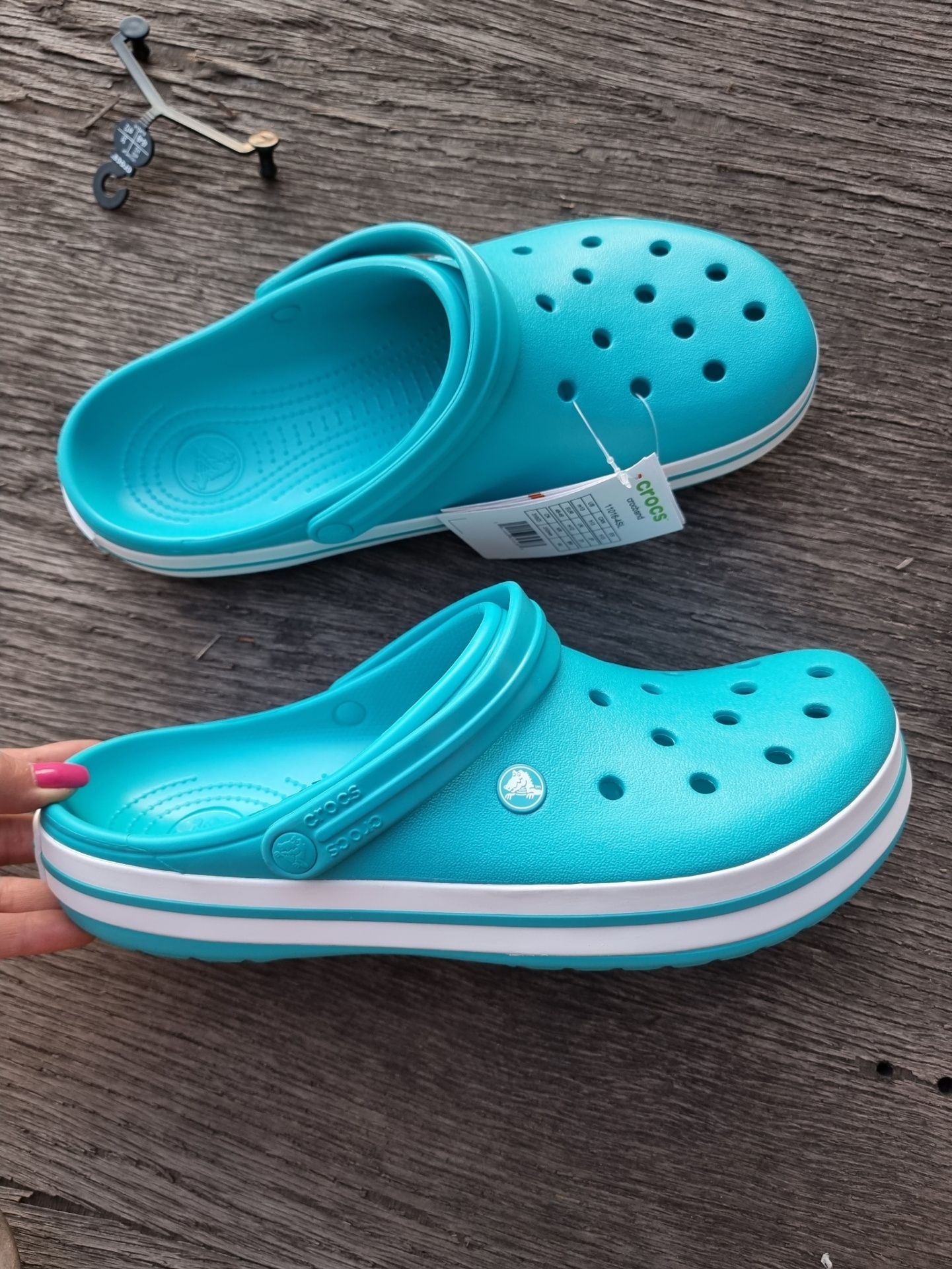 мужские шлепки, сабо Crocs crocsband в красивом летнем цвете