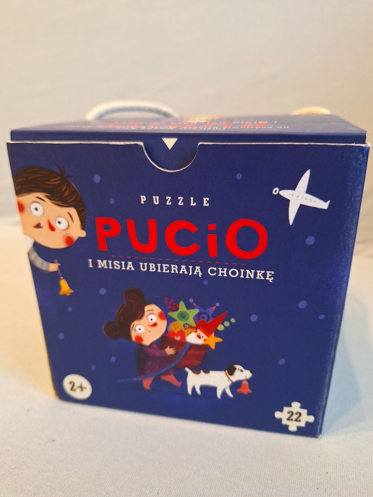 Puzzle dla dzieci "Pucio i Misia ubierają choinkę"