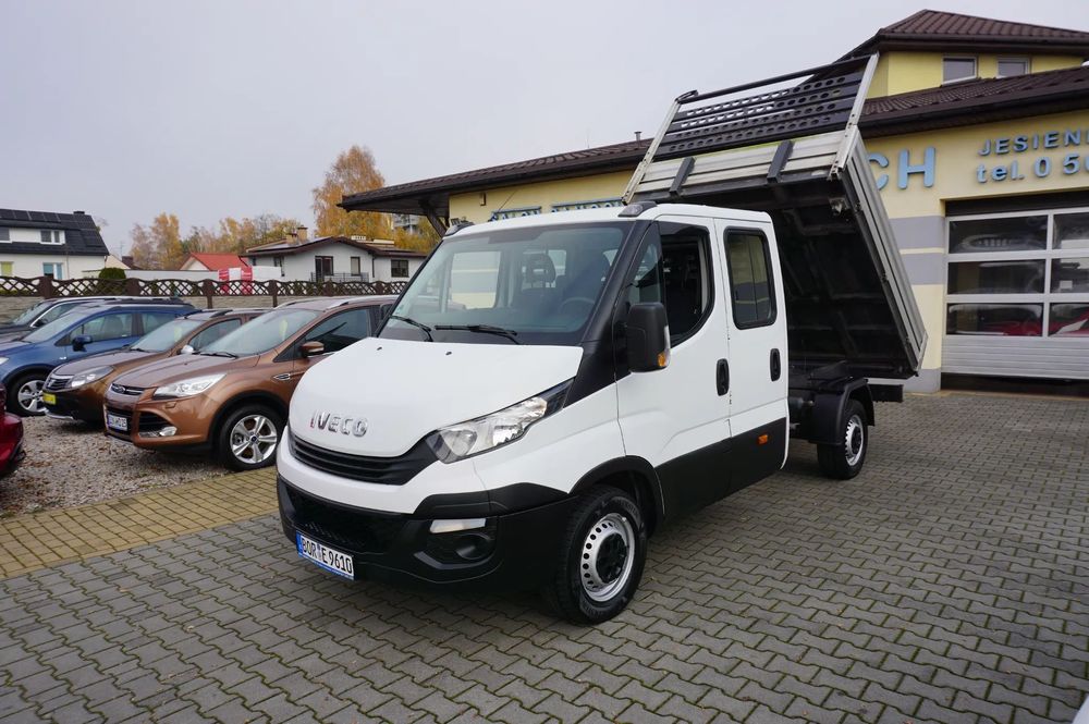 Iveco Daily 35S12  2.3-JTD-120KM.  -Hak 3,5t-STAN FABRYCZNY-BEZWYPADKOWY-Jeden Właściciel