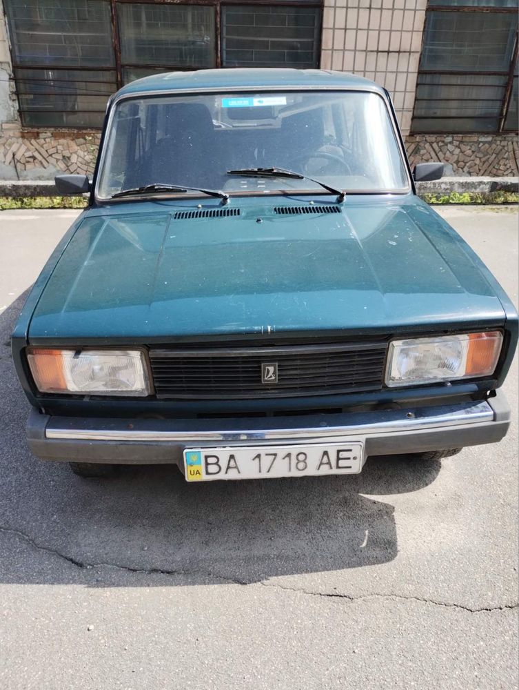 3 машины ваз 2104 инжектор  карб 650$