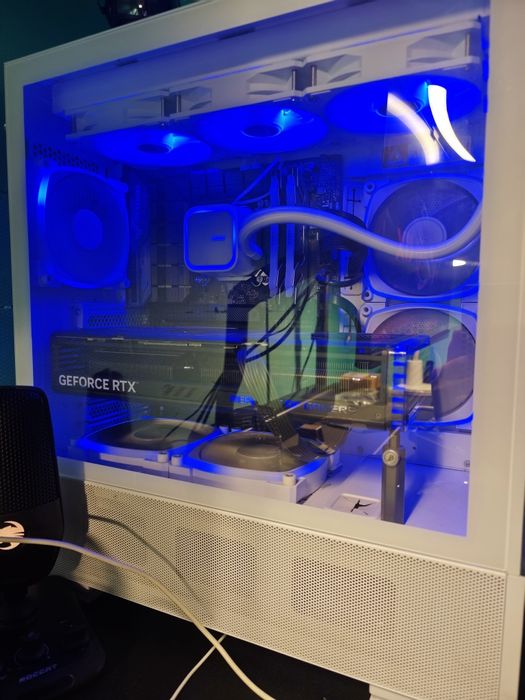 Vendo PC com muito pouco uso