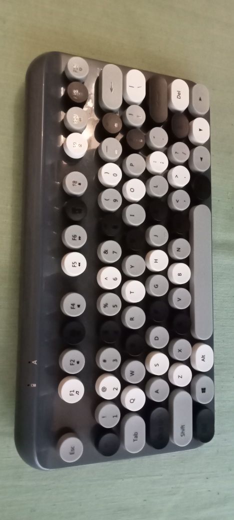 Беспроводная  клавиатура Typo writer wireless keyboard 1684863.