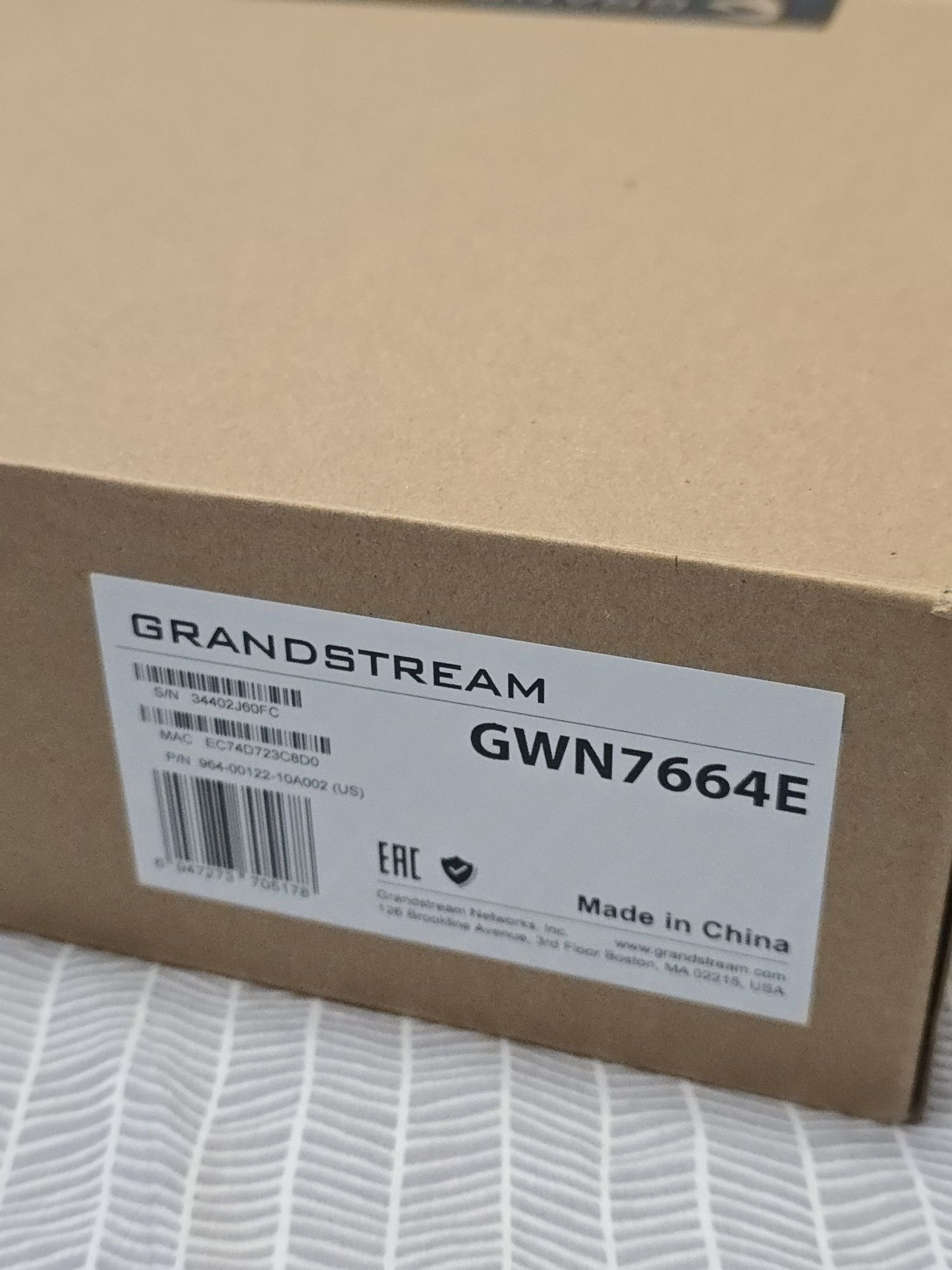 Точка доступа Grandstream GWN 7664E WiFi 6 AX 160Mhz 4x4 2x2.5Gb PoE+