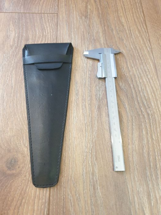 Precyzyjna profesjonalna suwmiarka Würth (Wurth) 0-150mm ±0,05mm etui