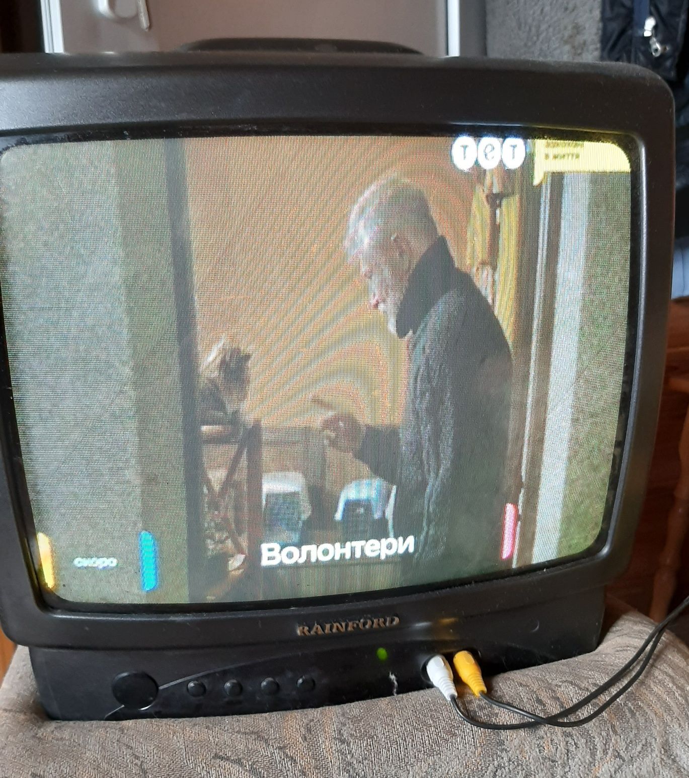 Телевизор на дачу/в село