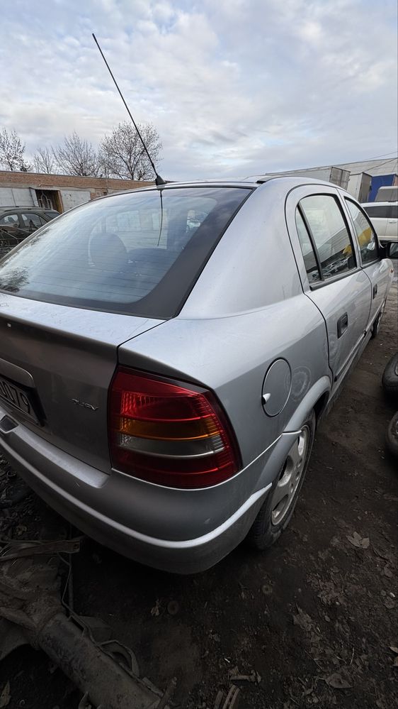 Автозапчастини Opel Astra G двигун 2.0 Y20DTH