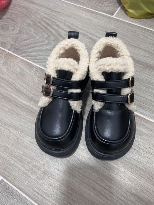 Туфлі,чоботи,макасины,осенние ботинки на дівчинку