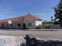 Moradia T4 para venda