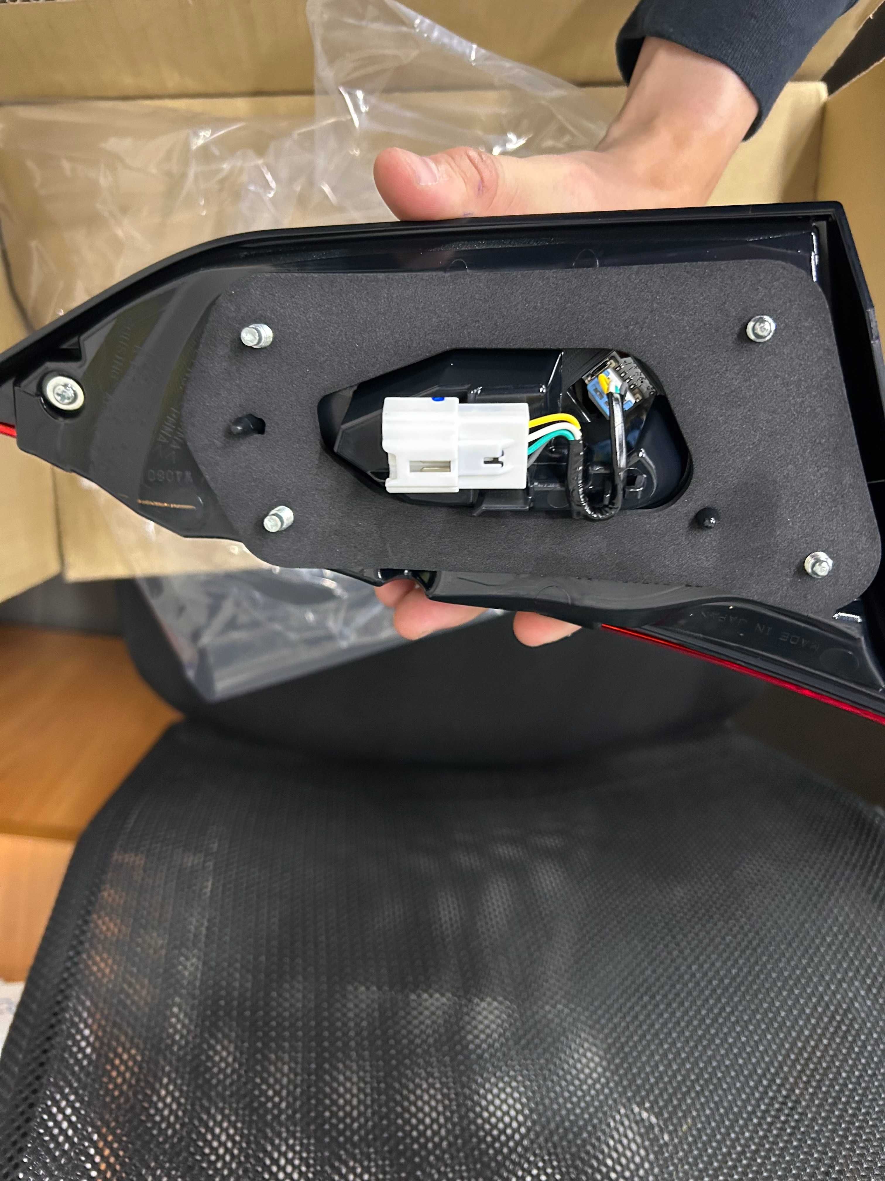 Lampa Tylna Prawa Infiniti Q50, 2018- 2019, Oryginał