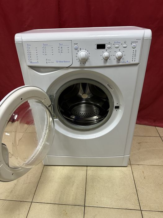 Стиральная машина Indesit IWUD 4105