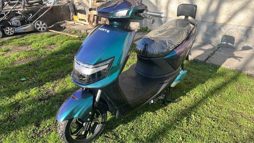 Електро скутер FORTE RANGER