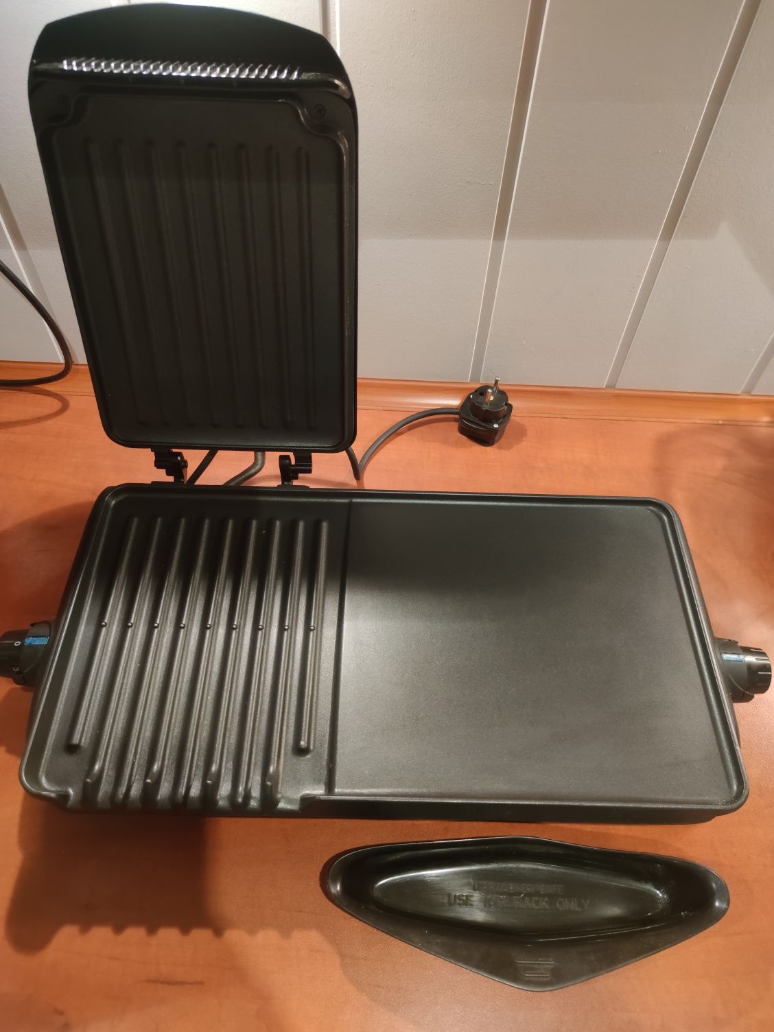 Grill elektryczny toster opiekacz