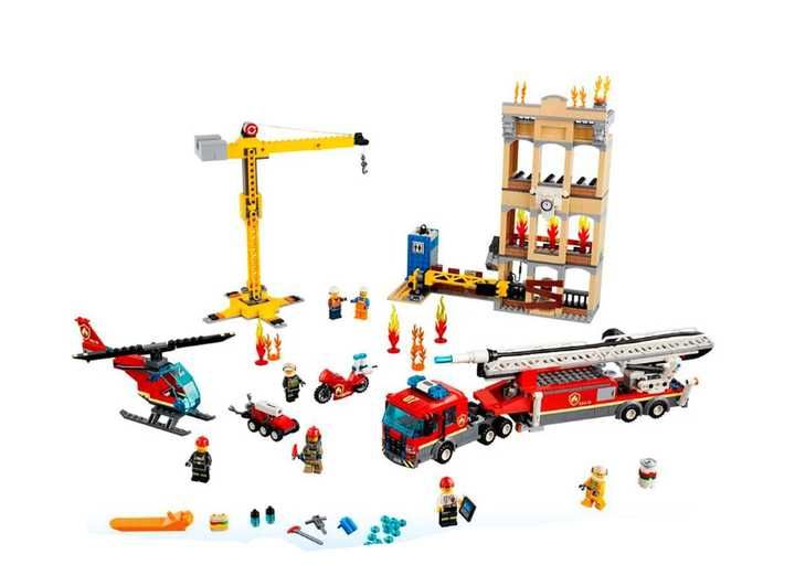 Конструктор 11216 Центральна пожежна станція Гасіння пожежі 985деталей