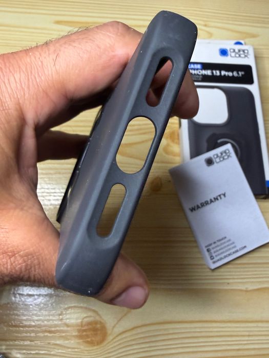 Capa Quad Lock para iPhone 13 Pro