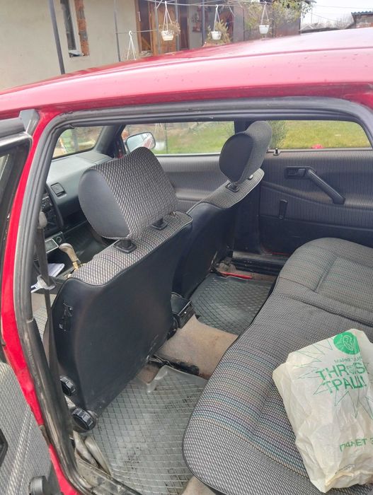 Продам Пассат б3 1.8 газ/бензин на ходу