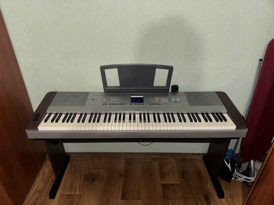 Синтезатор Yamaha DGX-640