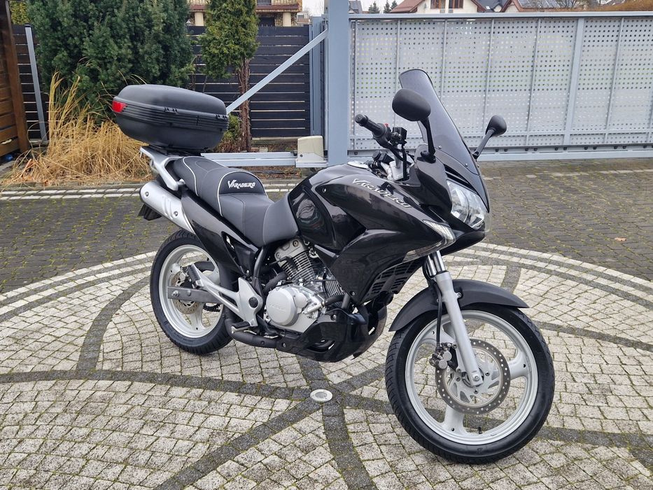 Honda xl 125 varadero 2008 lift honda varadero 125 kat-B transport