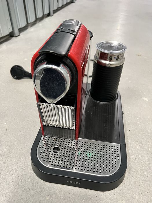 Ekspres KRUPS ze spieniaczem mleka kapsulki