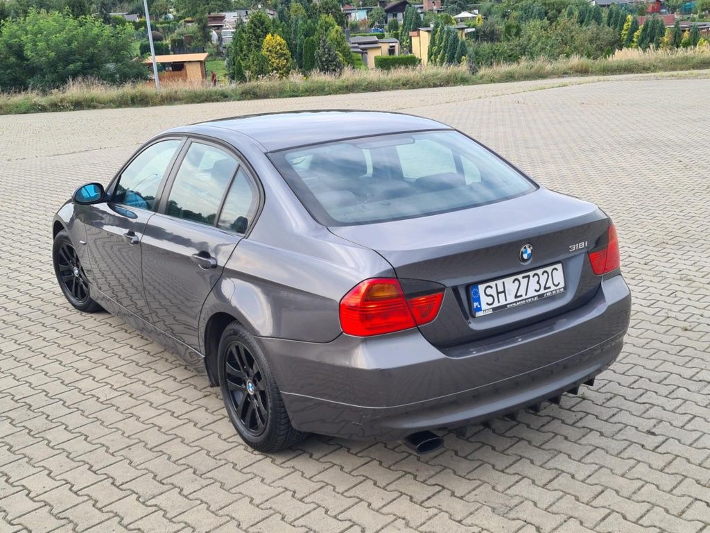BMW E90 2.0i 143KM 2007r Xenon / Klimatyzacja / Android / ŁADNE