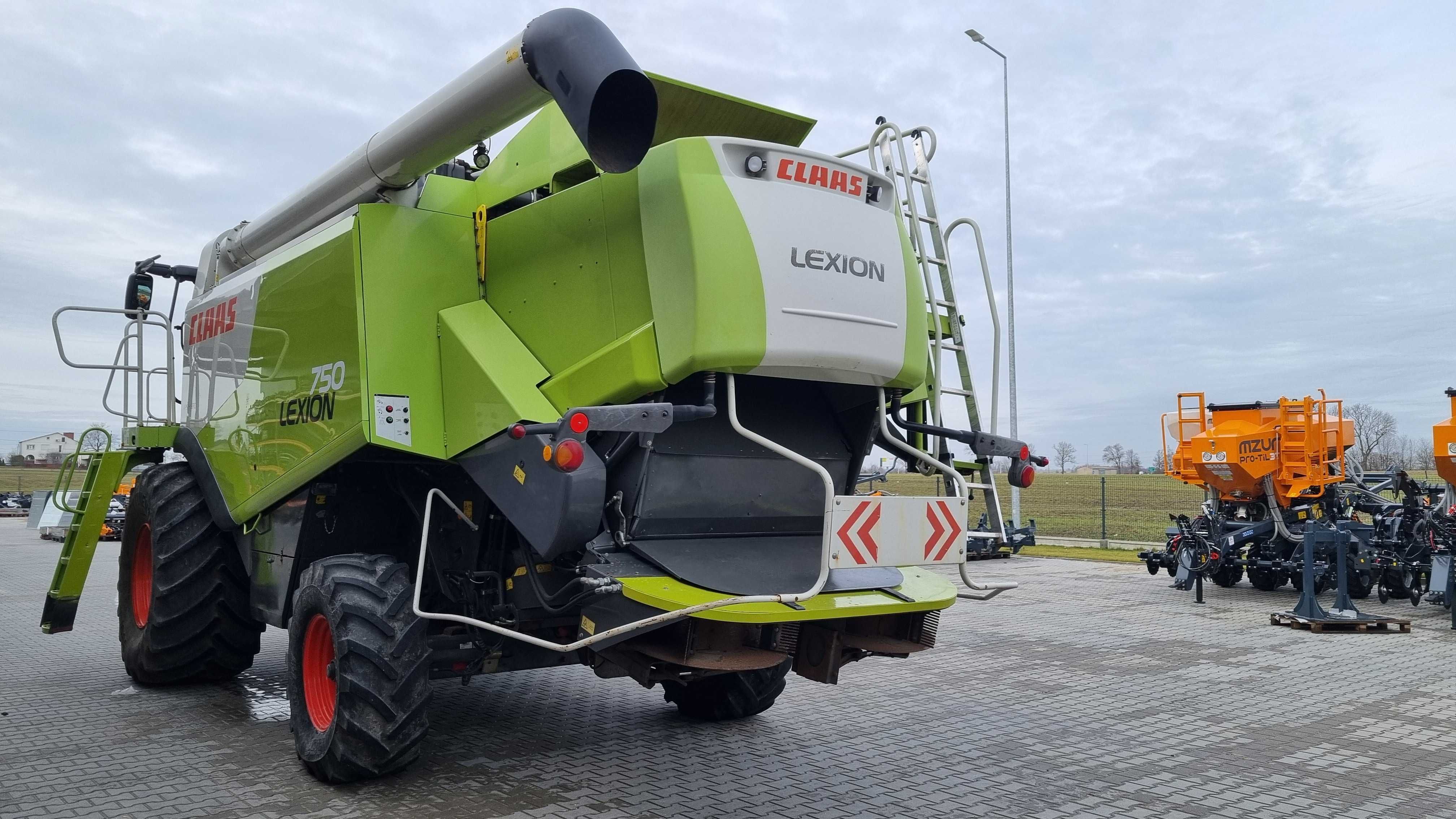 Kombajn zbożowy Claas Lexion 750  rok 2012r