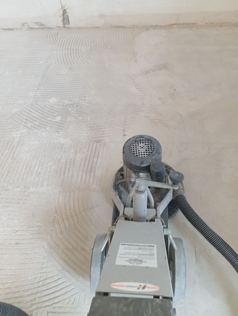 Szlifowanie frezowanie usuwanie subitu kleju betonu posadzki wylewki