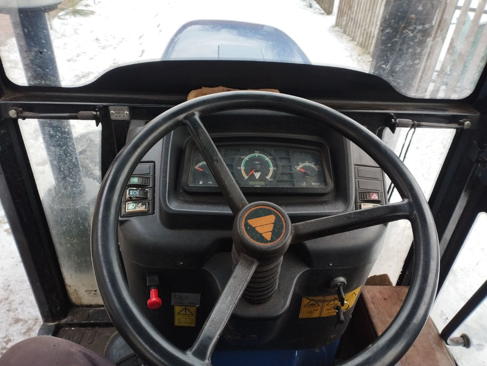 Продам трактор ДТЗ - ловол 504