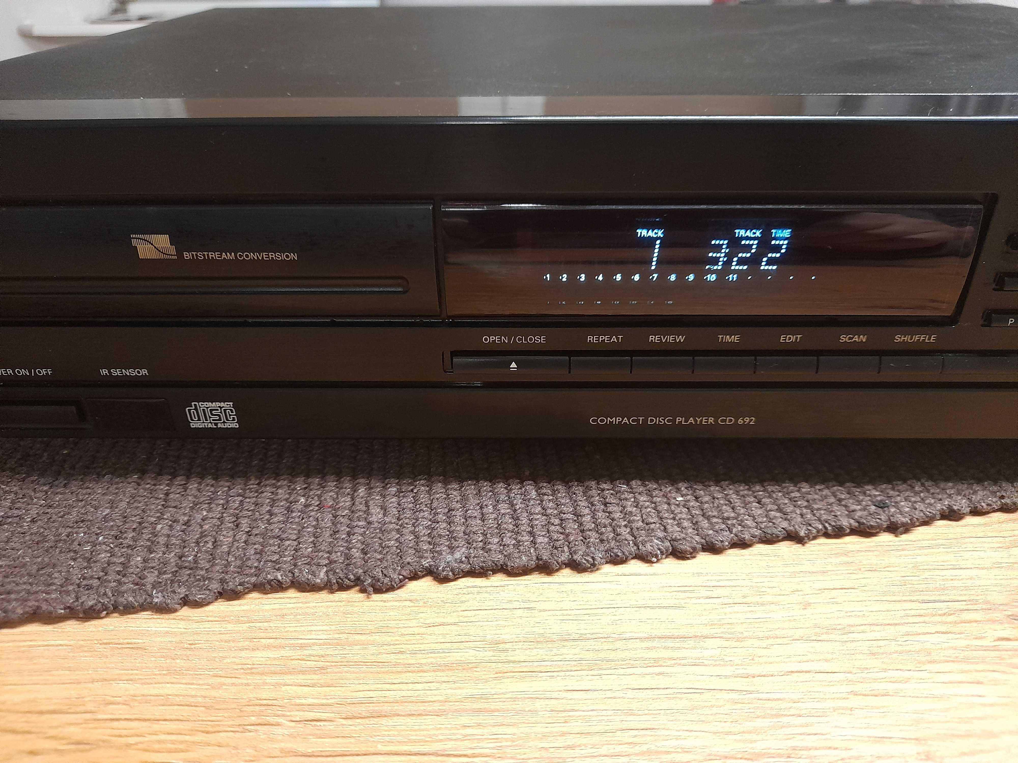 Philips odtwarzacz kompaktowy CD 692