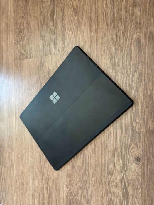 Microsoft Surface Pro X (CPU SQ1, 4G, 16Gb RAM, 256Gb SSD) Windows 11