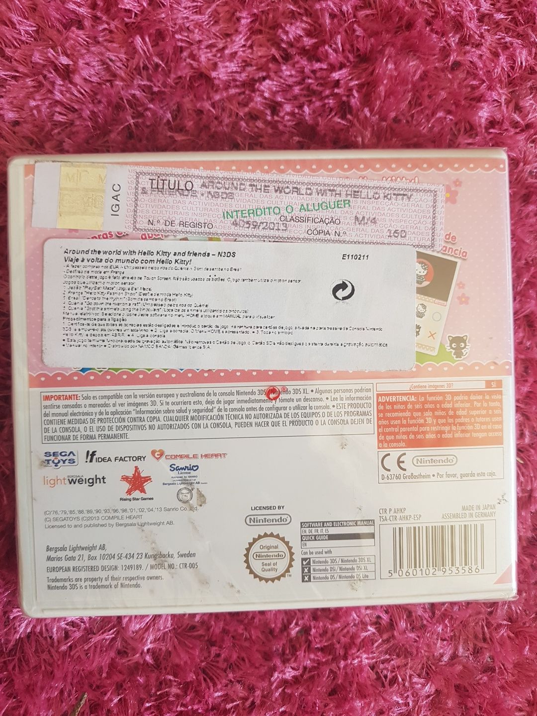 Jogo 3DS Hello Kitty: À Volta do Mundo com os seus amigos