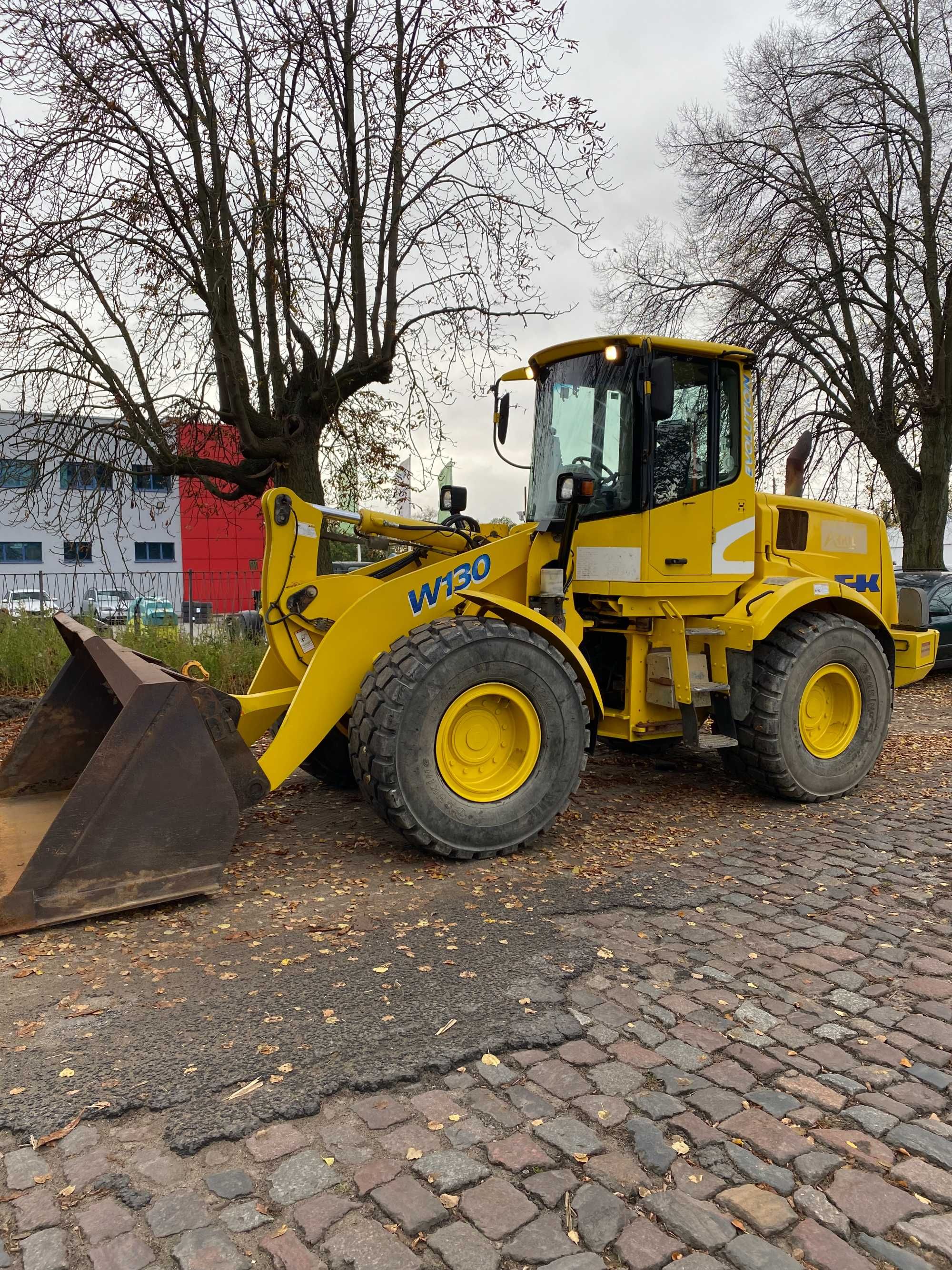 Ładowarka kołowa czołowa Fiat Kobelco W 130 / 13 ton 2m3