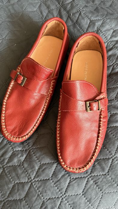 Макасини шкіряні, Італія