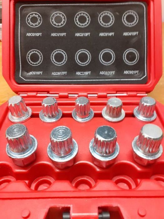 Nasadka adapter złodziejka do śrub Audi VW Seat Skoda VAG