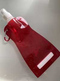 Składana płaska butelka bidon z dziubkiem czerwona