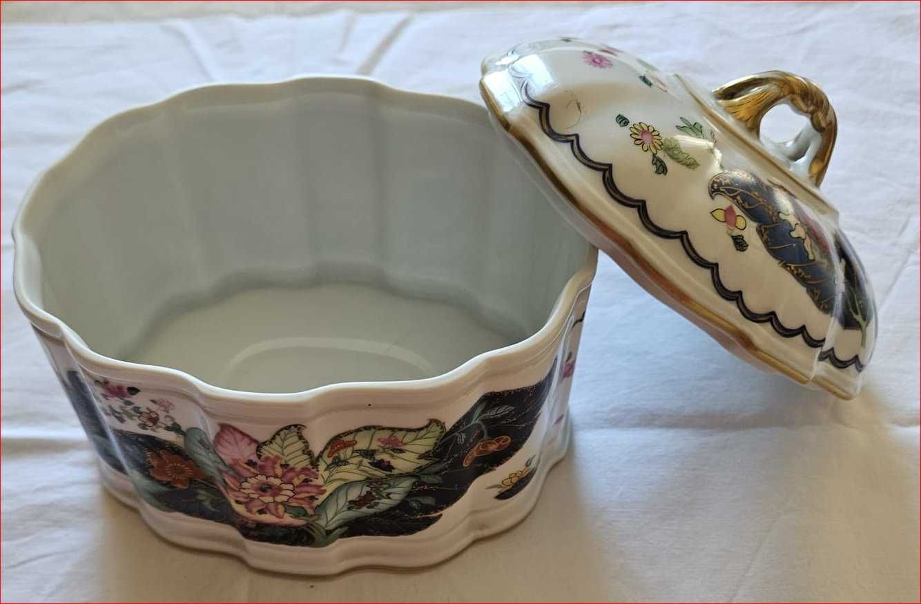 Conjunto de duas caixas em porcelana Porart