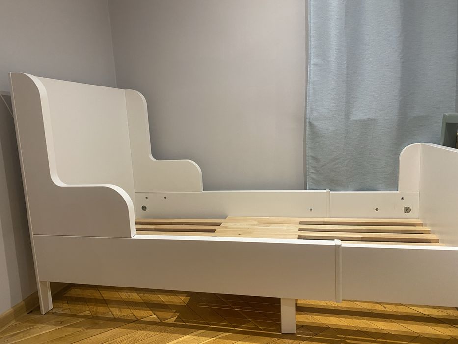 łóżko IKEA rosnące z dzieckiem BUSUNGE + materac