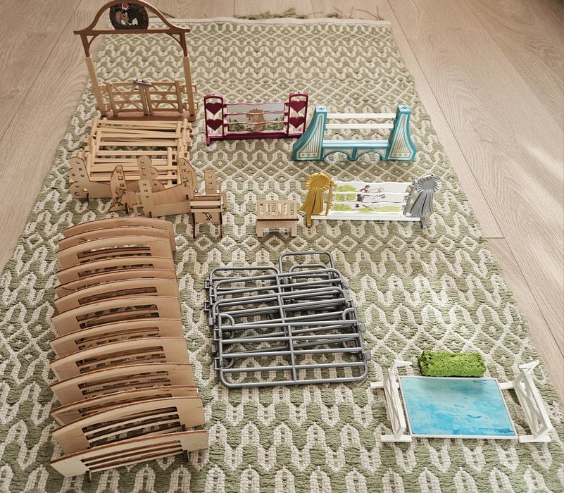 Stajnia z końmi Schleich i Collecta + akcesoria – DUŻY zestaw!