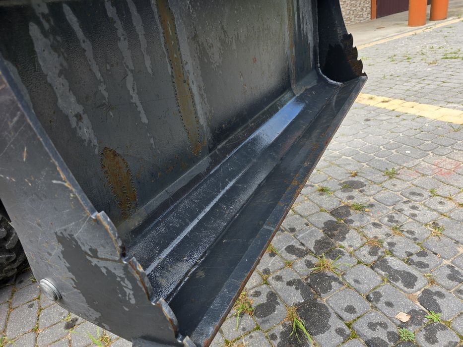 Łyżka szczękowa 140 cm  do mini ładowarki euro 4w1 wielofunkcyjna