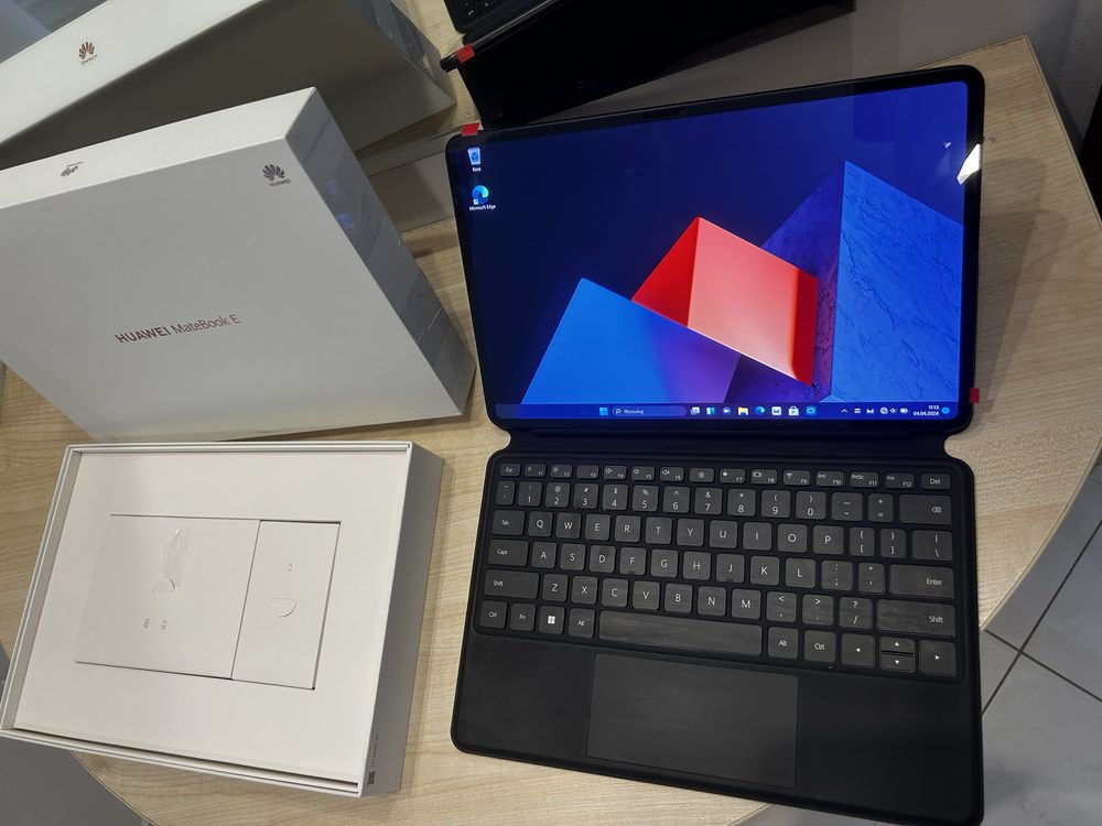 NOWY 2w1 Huawei MateBook E OLED 12,6" i5-1130G7 16GB 512GB W11 FV23%