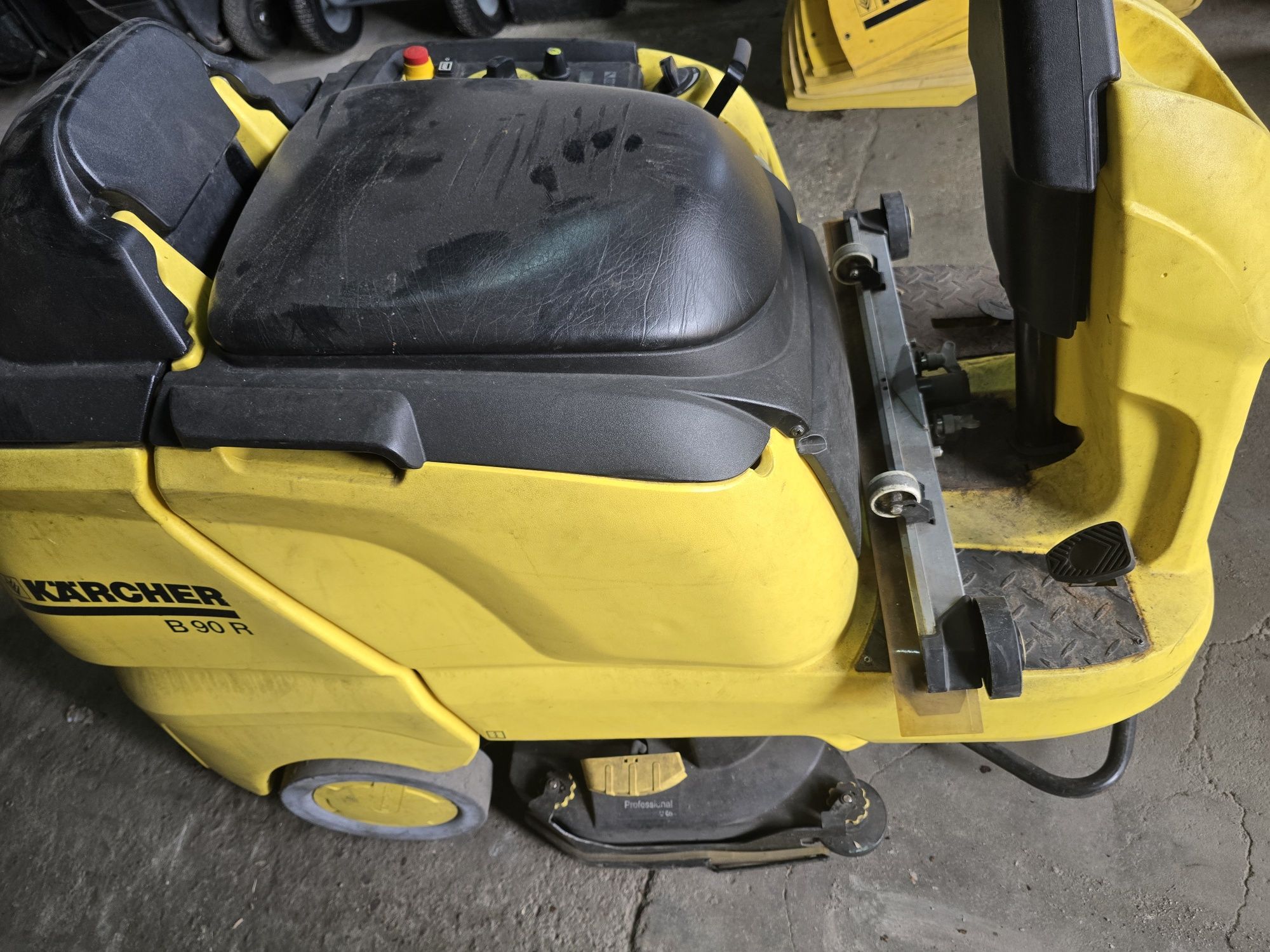 Szorowarka Karcher B 90