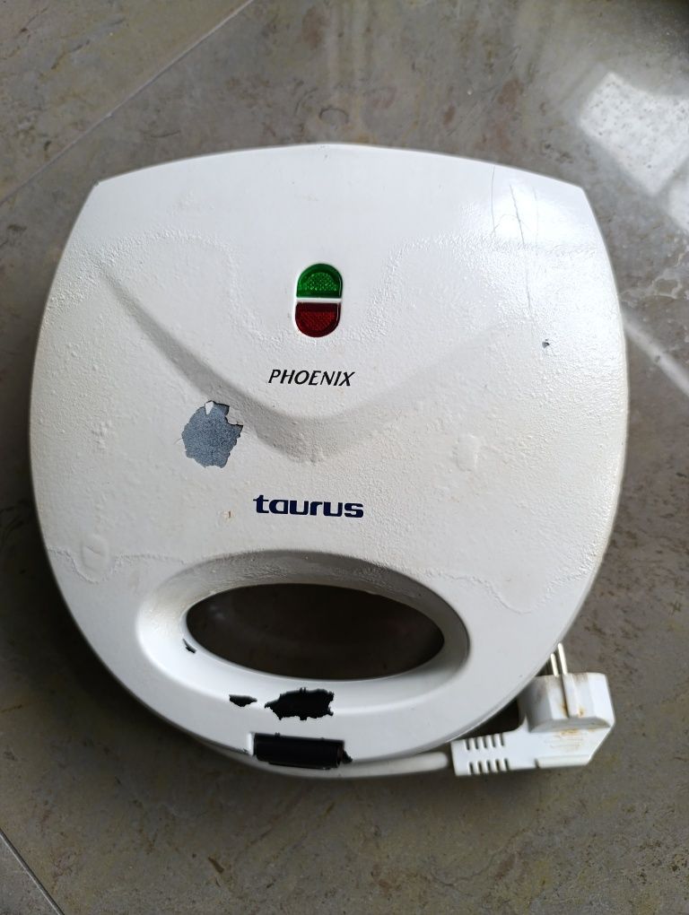 Tostadeira/torradeira Taurus