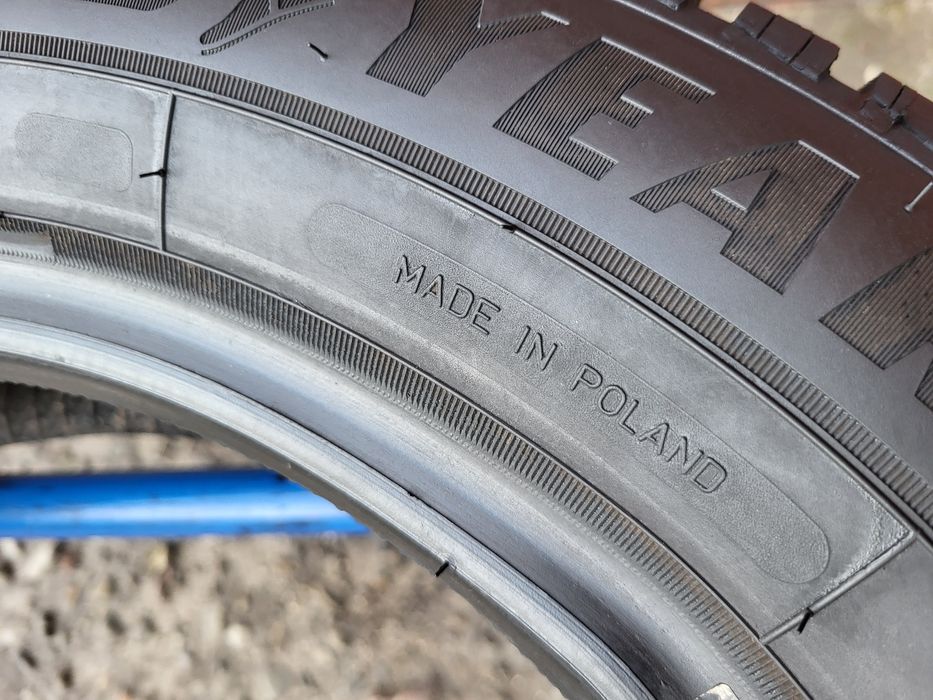 185/65/15 R15 GoodYear UltraGrip 9+ 2шт ціна за 1шт шини