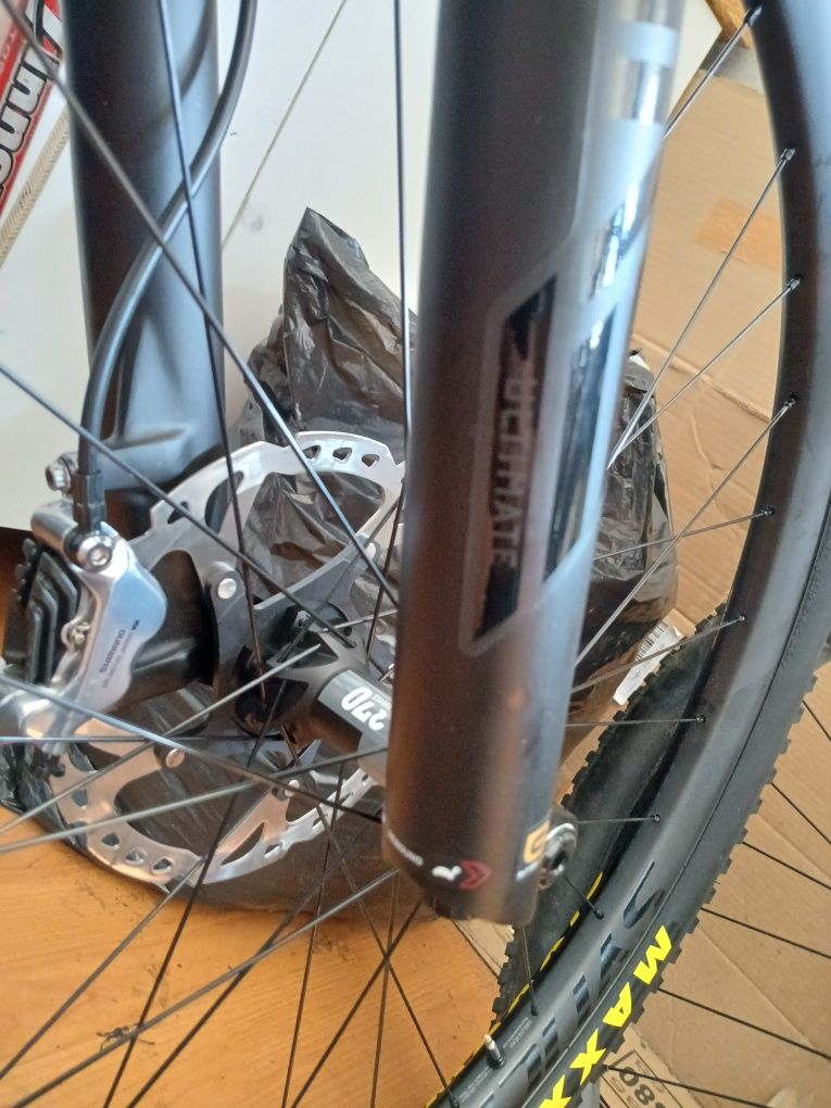 Guiador syncros fraser ic sl suspençao rock shox pik