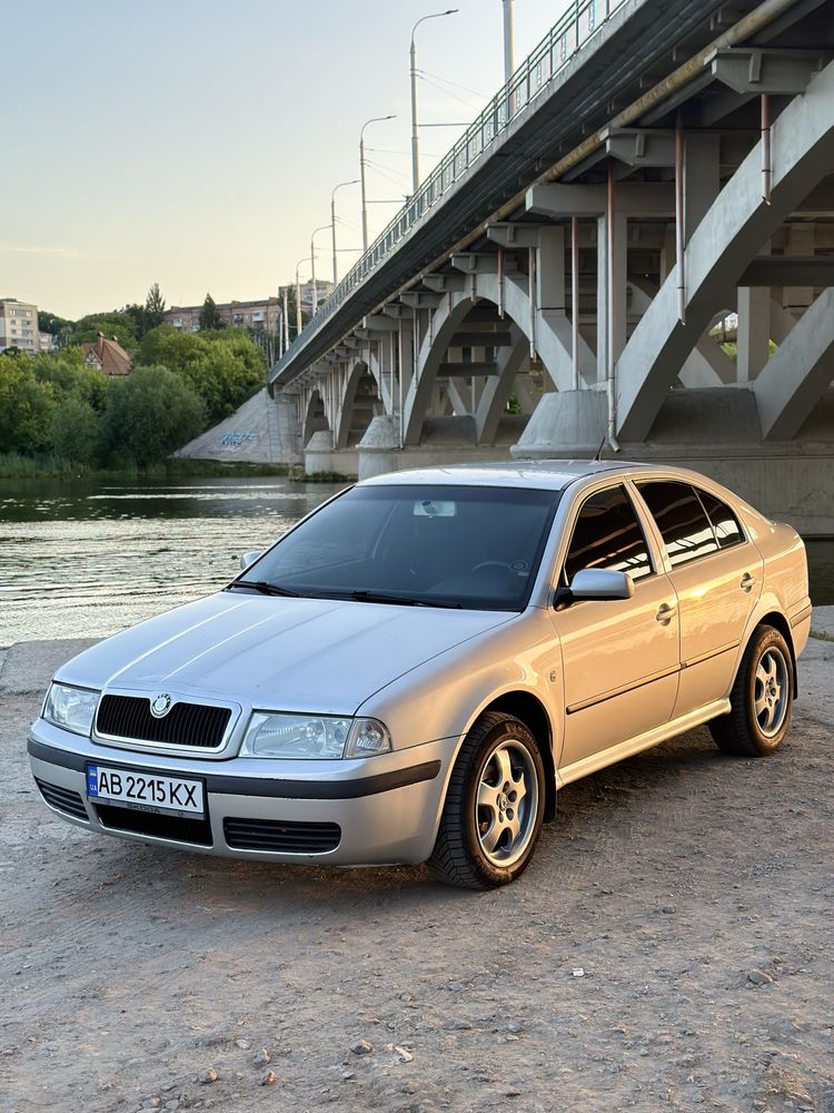 Skoda octavia tour 1.6 mpi